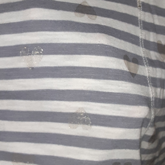 Grey stopped shirt with golden hearts - Picture 2 of 3